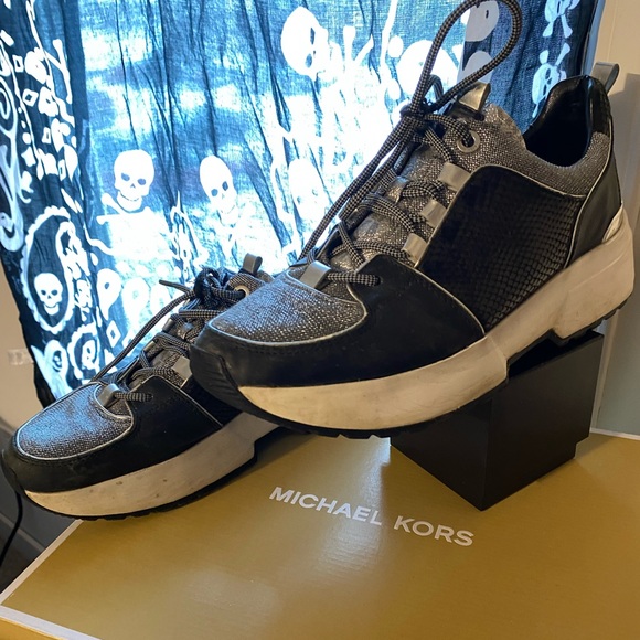 Michael Kors sneakers - Picture 2 of 4